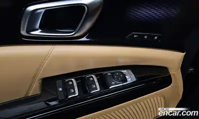 Kia Canival 2023 3.5 Автомат в Москве № 15003, миниатюра 3