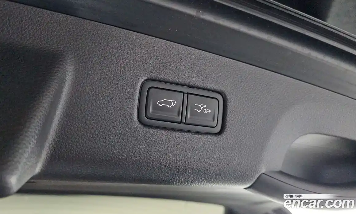 Kia Canival 2023 3.5 Автомат в Москве № 15003, фото 9