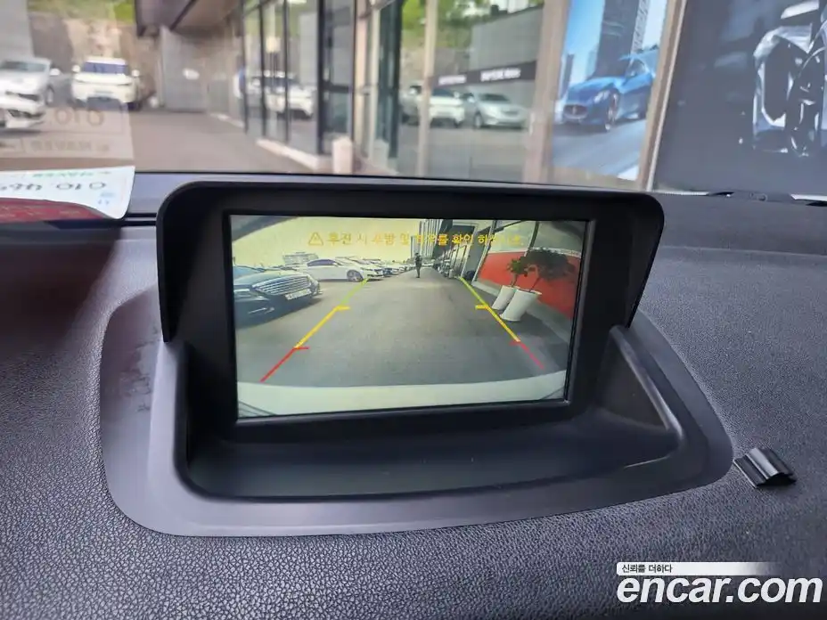 Renault SM3 2015 1.6 Автомат в Москве № 152351, фото 11