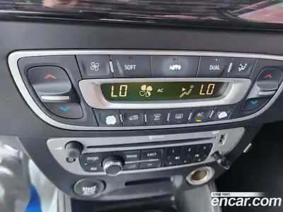 Renault SM3 2015 1.6 Автомат в Москве № 152351, миниатюра 12