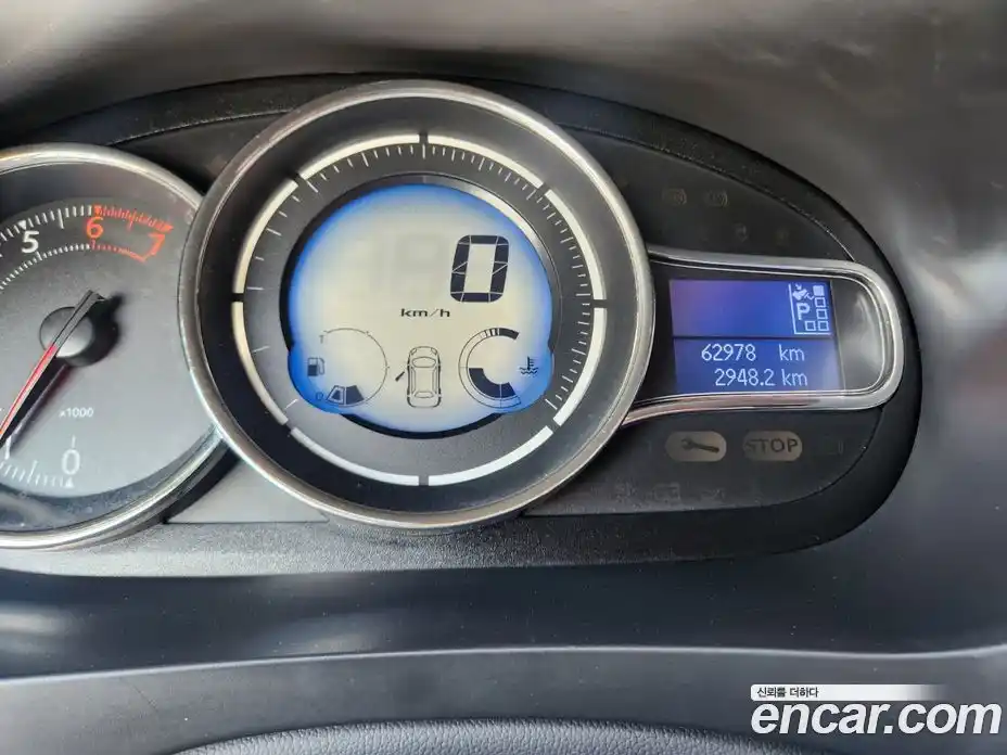 Renault SM3 2015 1.6 Автомат в Москве № 152351, фото 7