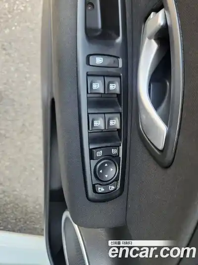 Renault SM3 2015 1.6 Автомат в Москве № 152351, миниатюра 9