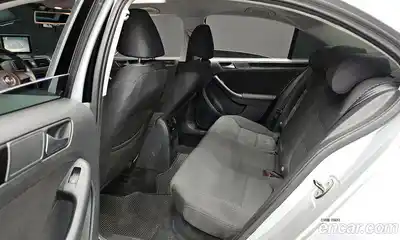 Volkswagen Jetta 2011 2.0 Автомат в Москве № 153795, миниатюра 8