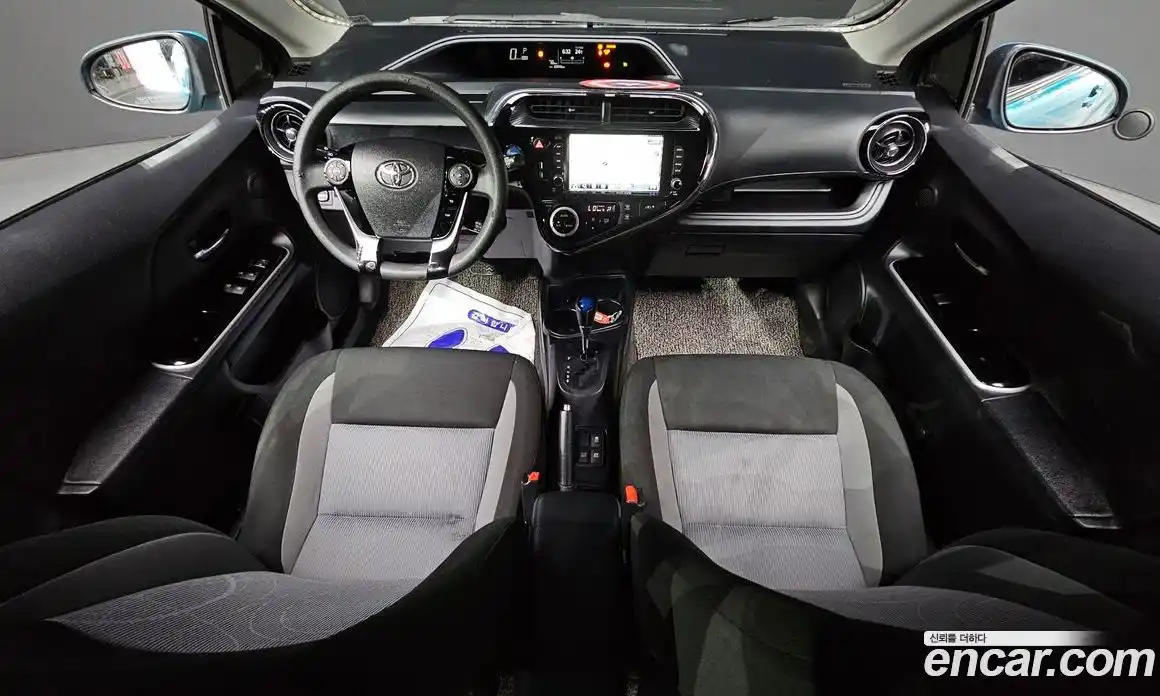 Toyota Prius 2019 1.5 Автомат в Москве № 155602, фото 13