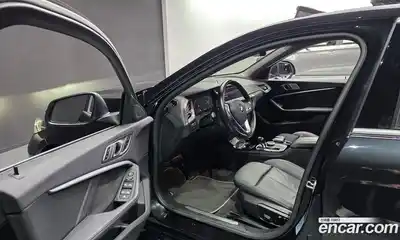 BMW 1-Series 2022 2.0 Автомат в Москве № 157570, миниатюра 11