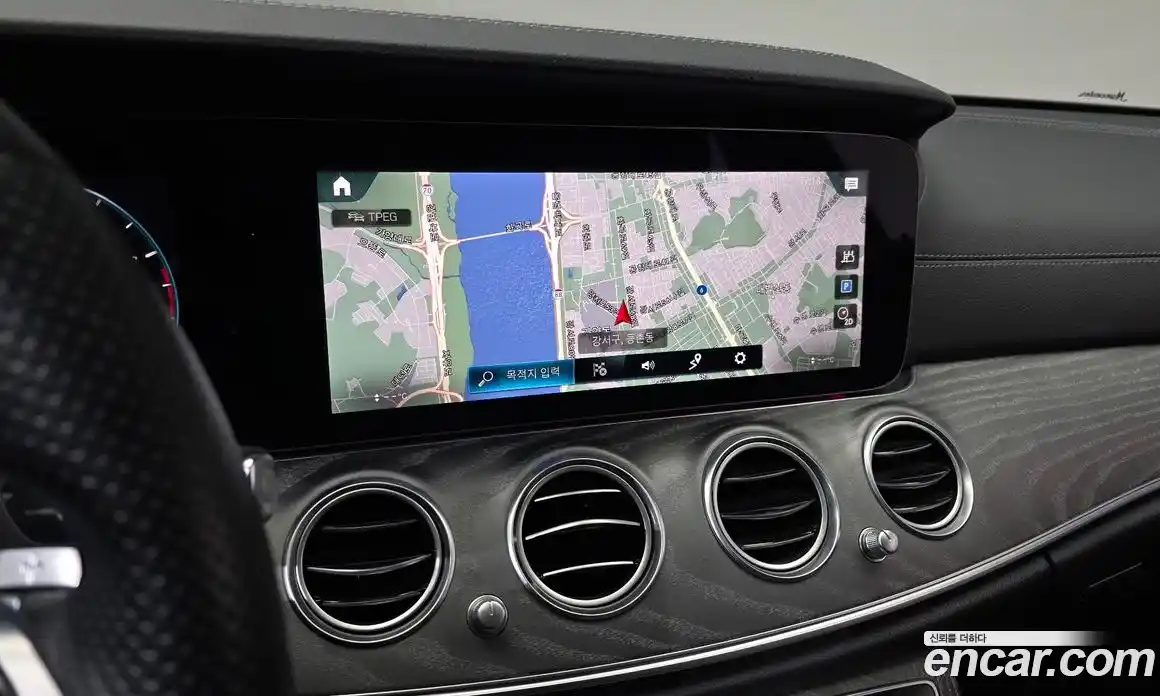 Mercedes-Benz E-Class 2022 2.0 Автомат в Москве № 159032, фото 11