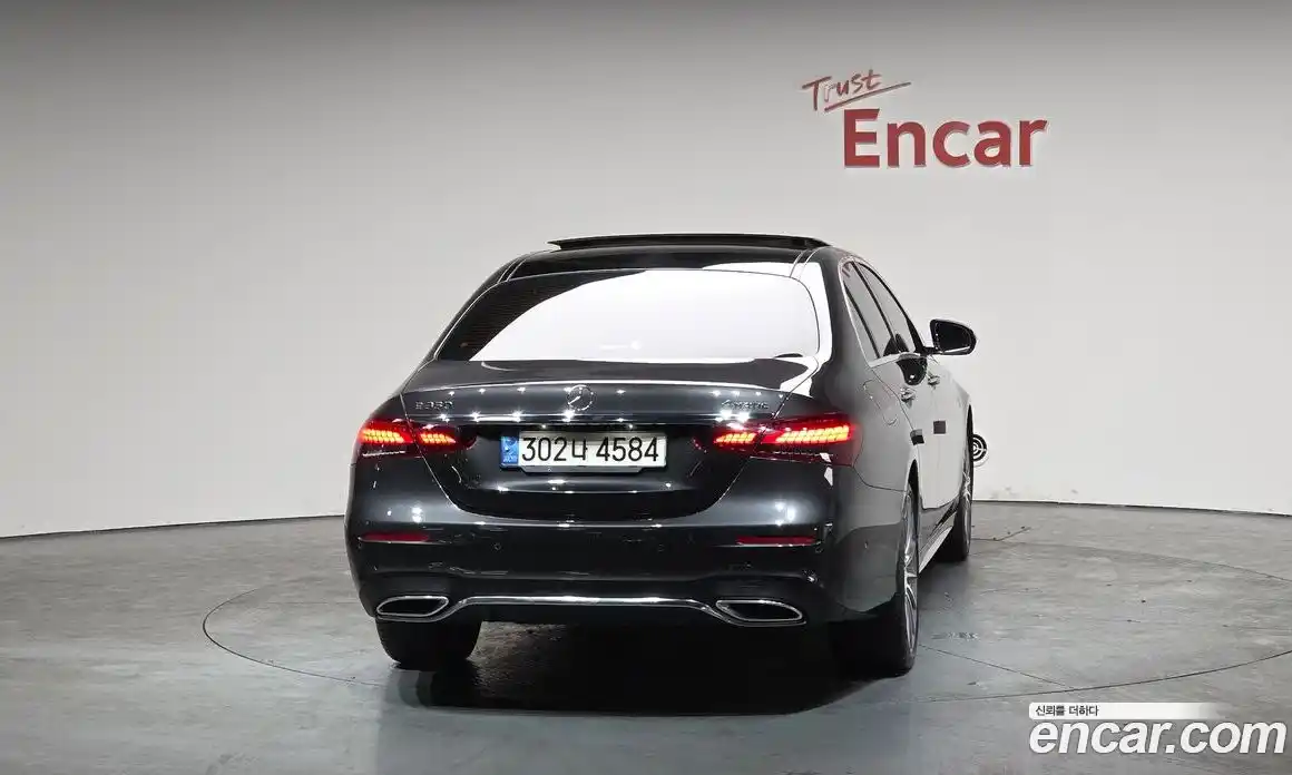 Mercedes-Benz E-Class 2022 2.0 Автомат в Москве № 159032, фото 15