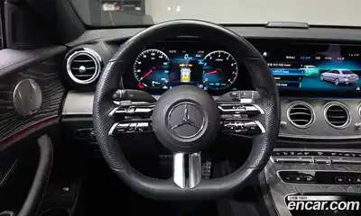 Mercedes-Benz E-Class 2022 2.0 Автомат в Москве № 159032, миниатюра 3
