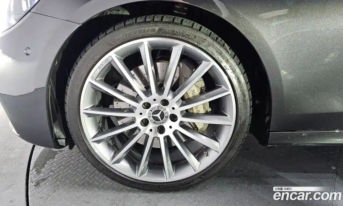 Mercedes-Benz E-Class 2022 2.0 Автомат в Москве № 159032, фото 10