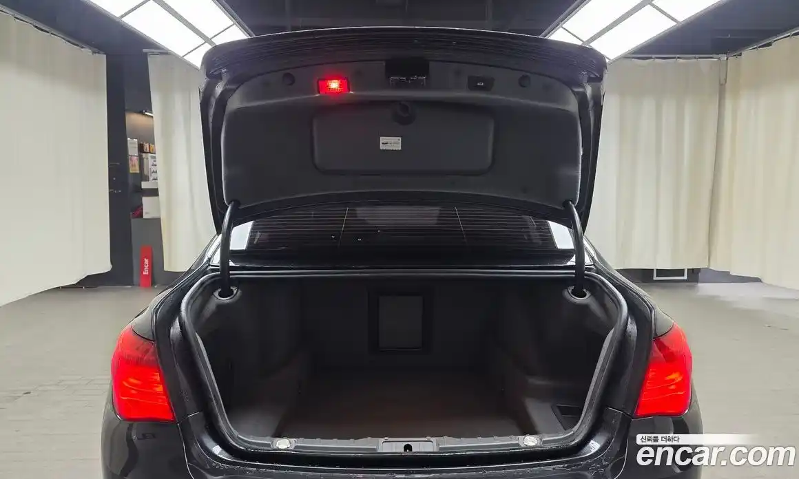 BMW 7-Series 2010 4.4 Автомат в Москве № 159305, фото 13