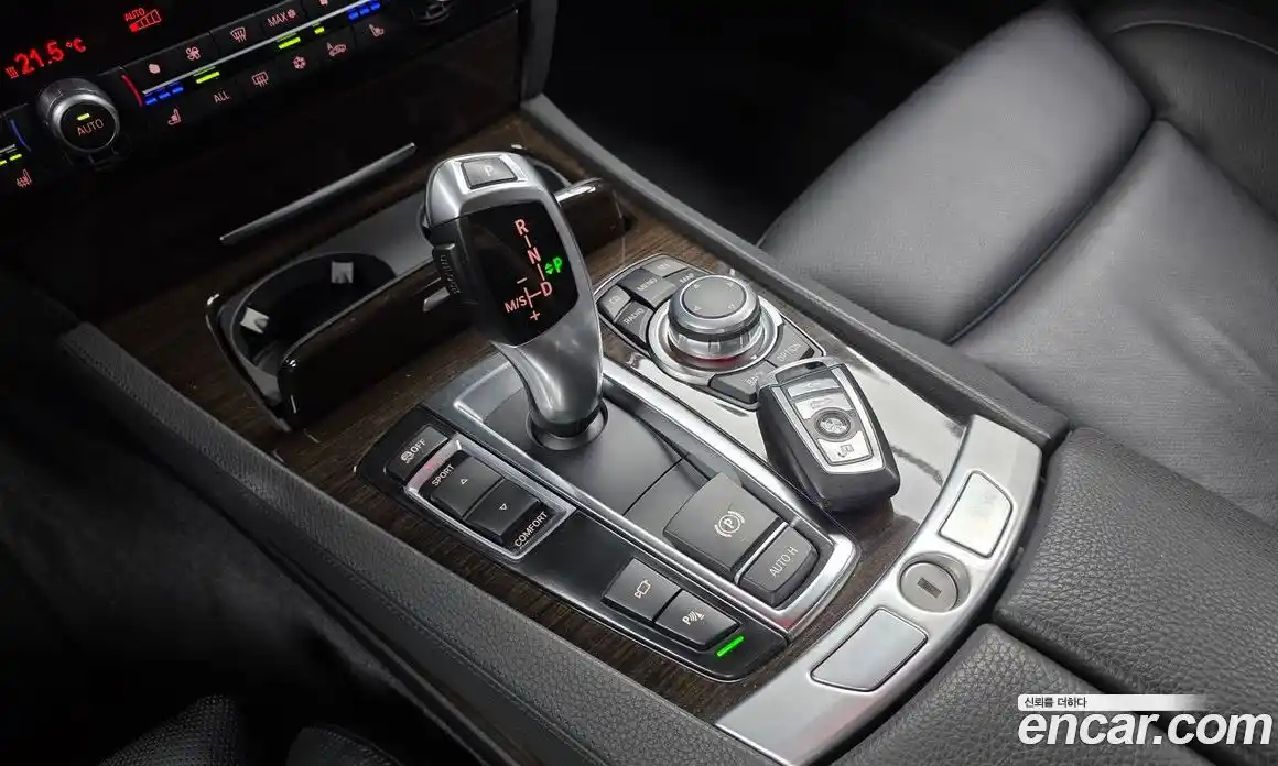 BMW 7-Series 2010 4.4 Автомат в Москве № 159305, фото 14