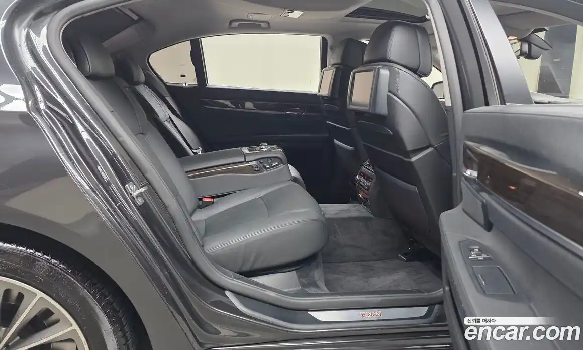 BMW 7-Series 2010 4.4 Автомат в Москве № 159305, фото 16