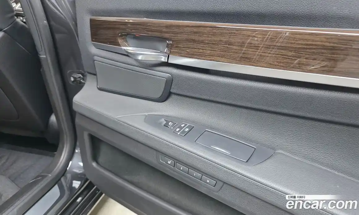 BMW 7-Series 2010 4.4 Автомат в Москве № 159305, фото 18