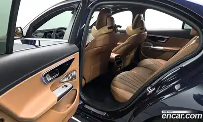 Mercedes-Benz E-Class 2025 2.0 Автомат в Москве № 160308, миниатюра 11