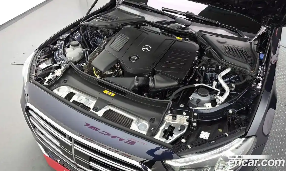 Mercedes-Benz E-Class 2025 2.0 Автомат в Москве № 160308, фото 15