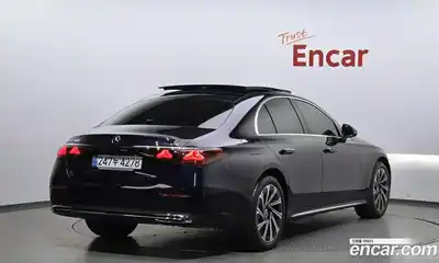 Mercedes-Benz E-Class 2025 2.0 Автомат в Москве № 160308, миниатюра 2