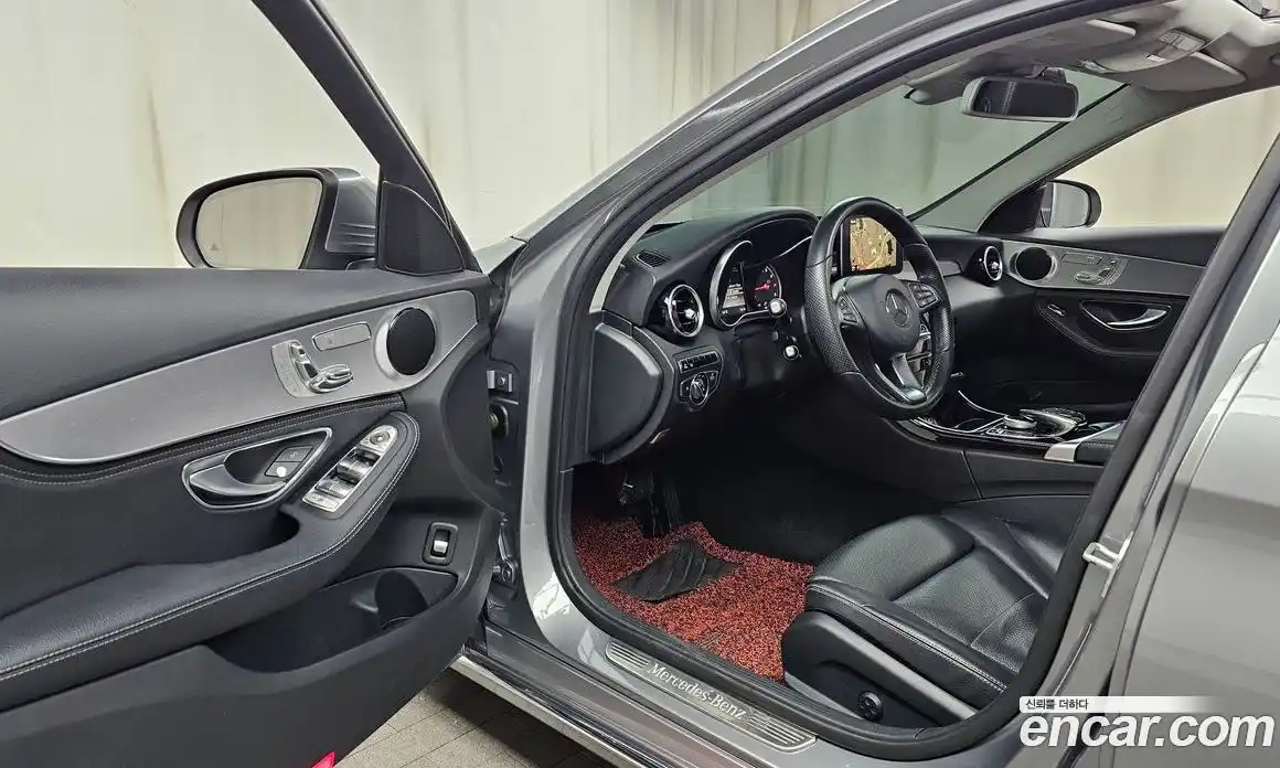 Mercedes-Benz C-Class 2016 2.0 Автомат в Москве № 160569, фото 19