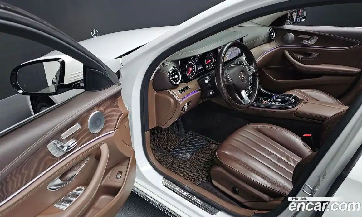 Mercedes-Benz E-Class 2017 1.9 Автомат в Москве № 161010, фото 13