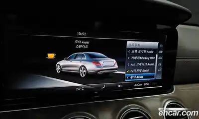 Mercedes-Benz E-Class 2017 1.9 Автомат в Москве № 161010, миниатюра 5