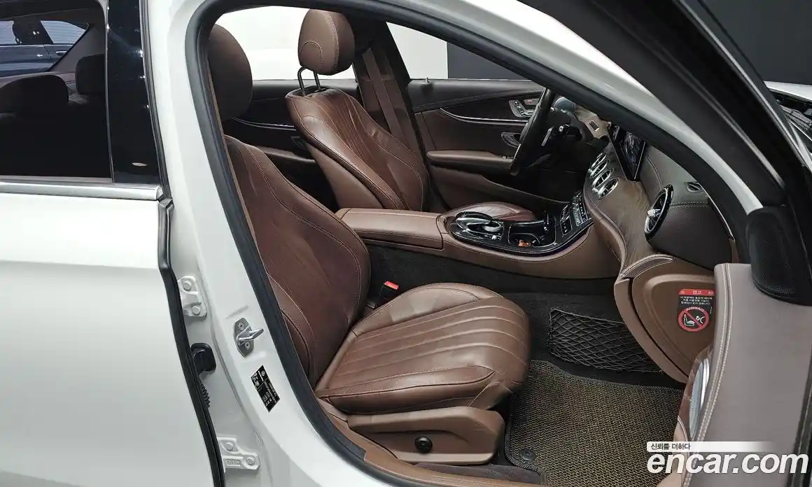 Mercedes-Benz E-Class 2017 1.9 Автомат в Москве № 161010, фото 7