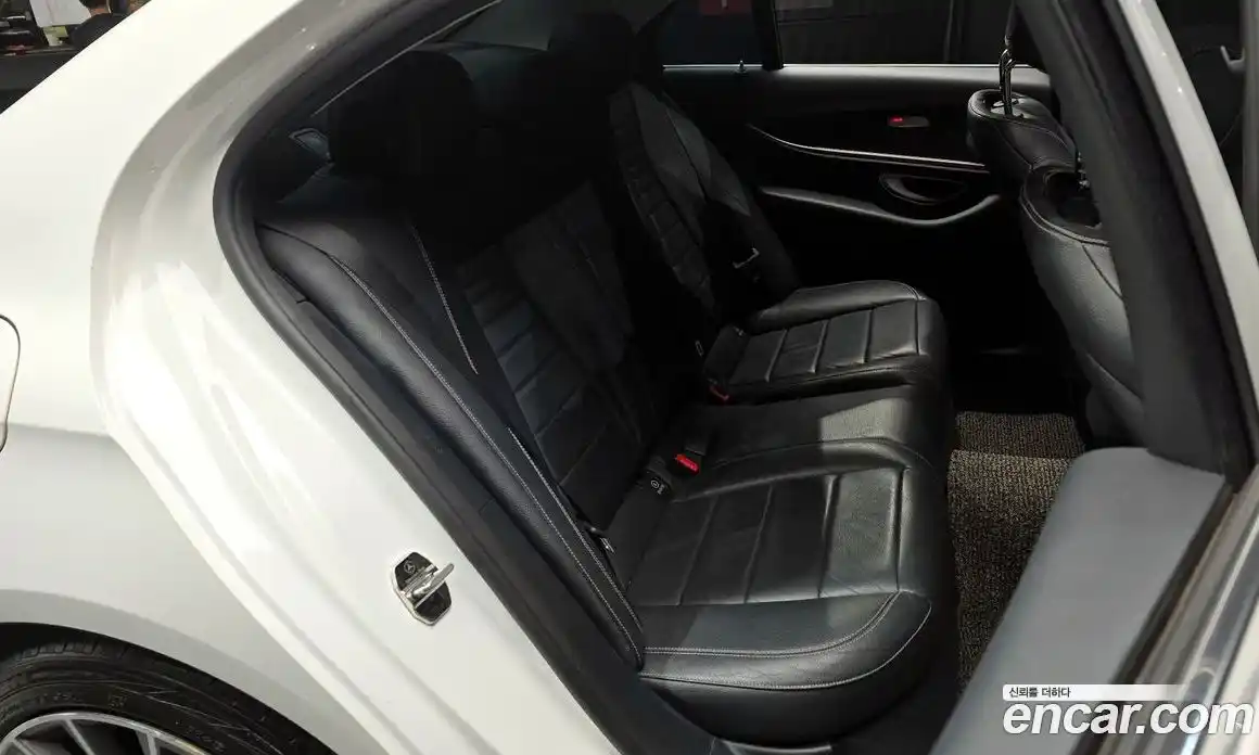 Mercedes-Benz E-Class 2017 1.9 Автомат в Москве № 161128, фото 10