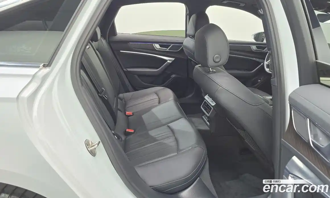 Audi A6 2022 2.0 Автомат в Москве № 162411, фото 12