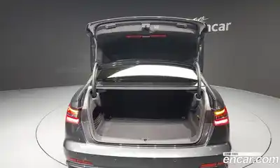 Audi A6 2023 2.0 Автомат в Москве № 162984, миниатюра 3