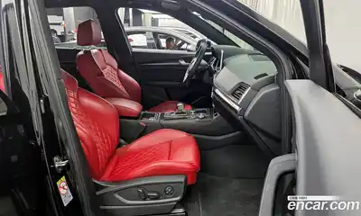 Audi SQ5 2020 3.0 Автомат в Москве № 163587, миниатюра 10
