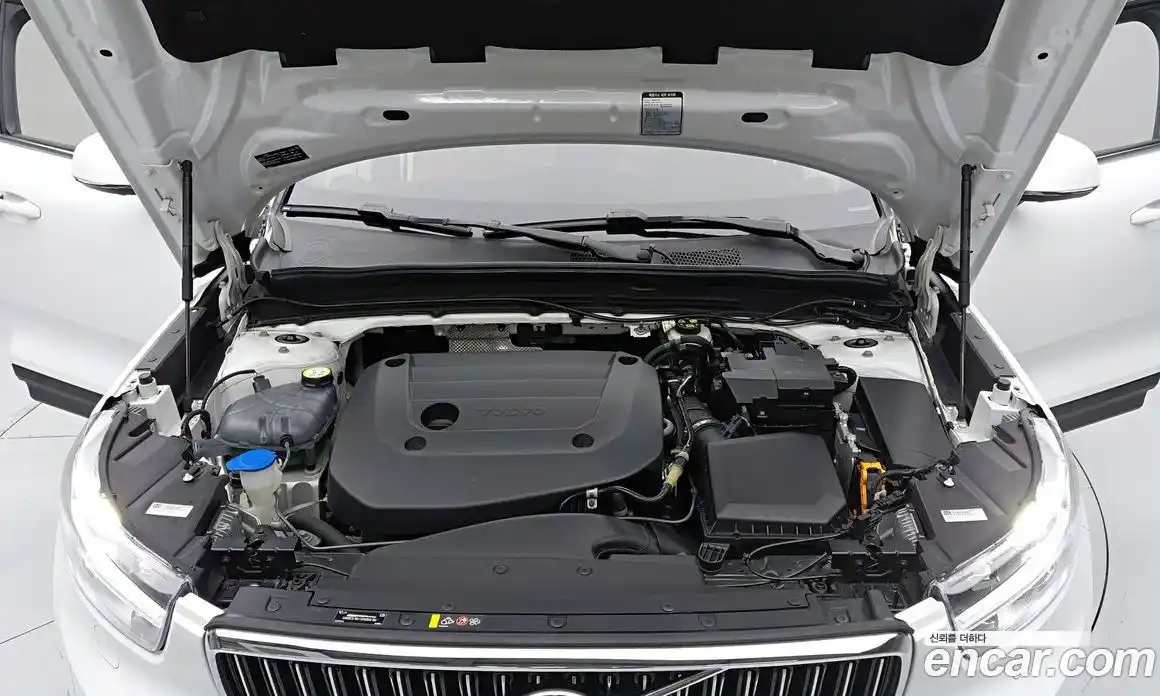 Volvo XC40 2021 2.0 Автомат в Москве № 164793, фото 20