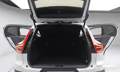 Volvo XC40 2021 2.0 Автомат в Москве № 164793, миниатюра 7