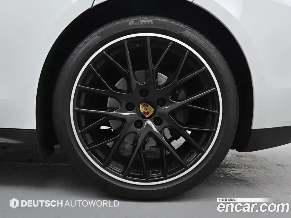 Porsche Panamera 2018 2.9 Автомат в Москве № 165757, фото 17