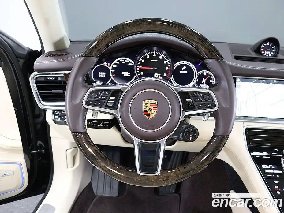 Porsche Panamera 2018 3.0 Автомат в Москве № 165804, фото 11