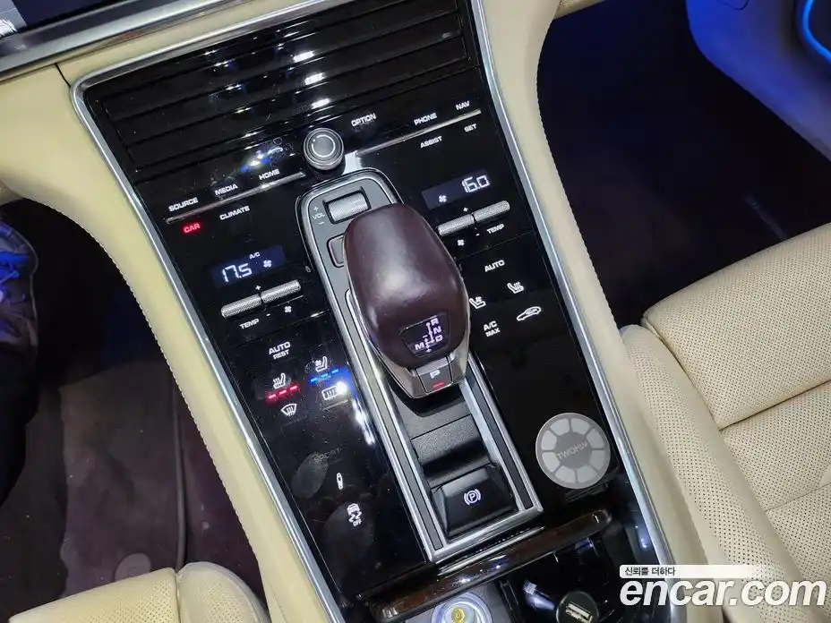 Porsche Panamera 2018 3.0 Автомат в Москве № 165804, фото 13