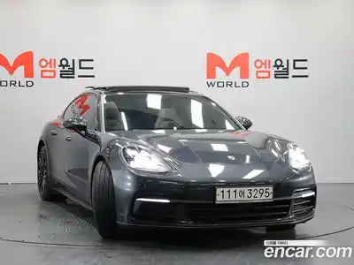 Porsche Panamera 2018 3.0 Автомат в Москве № 165804, миниатюра 3