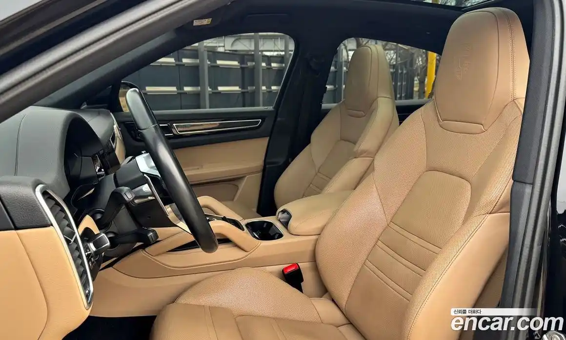 Porsche Cayenne 2021 3.0 Автомат в Москве № 165837, фото 12