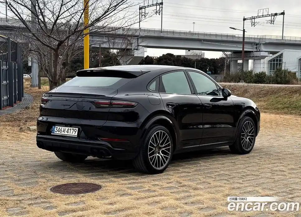 Porsche Cayenne 2021 3.0 Автомат в Москве № 165837, фото 6