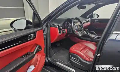 Porsche Cayenne 2021 3.0 Автомат в Москве № 165901, миниатюра 11