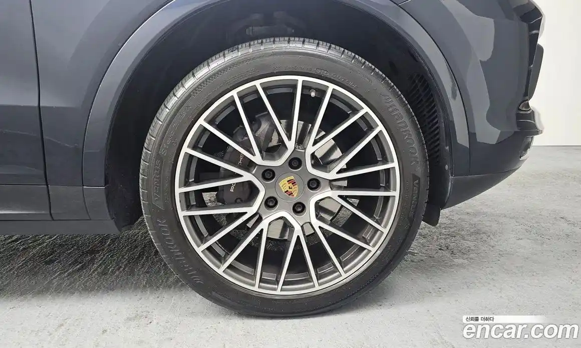 Porsche Cayenne 2021 3.0 Автомат в Москве № 165901, фото 5