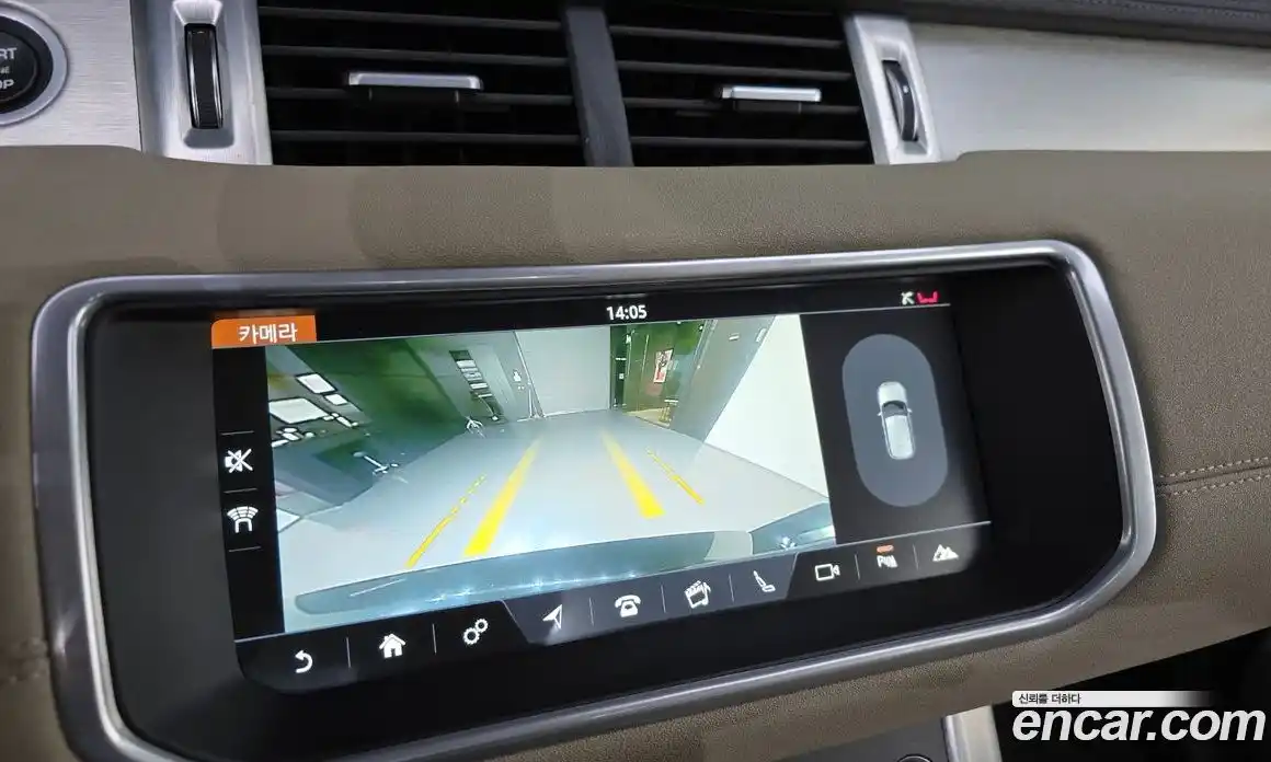 Land Rover Range-Rover Evoque 2019 2.0 Автомат в Москве № 166359, фото 14