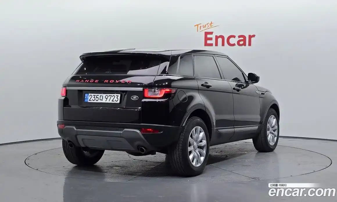 Land Rover Range-Rover Evoque 2019 2.0 Автомат в Москве № 166359, фото 7
