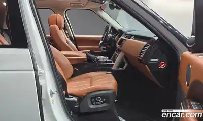 Land Rover Range-Rover 2017 4.4 Автомат в Москве № 166625, миниатюра 3