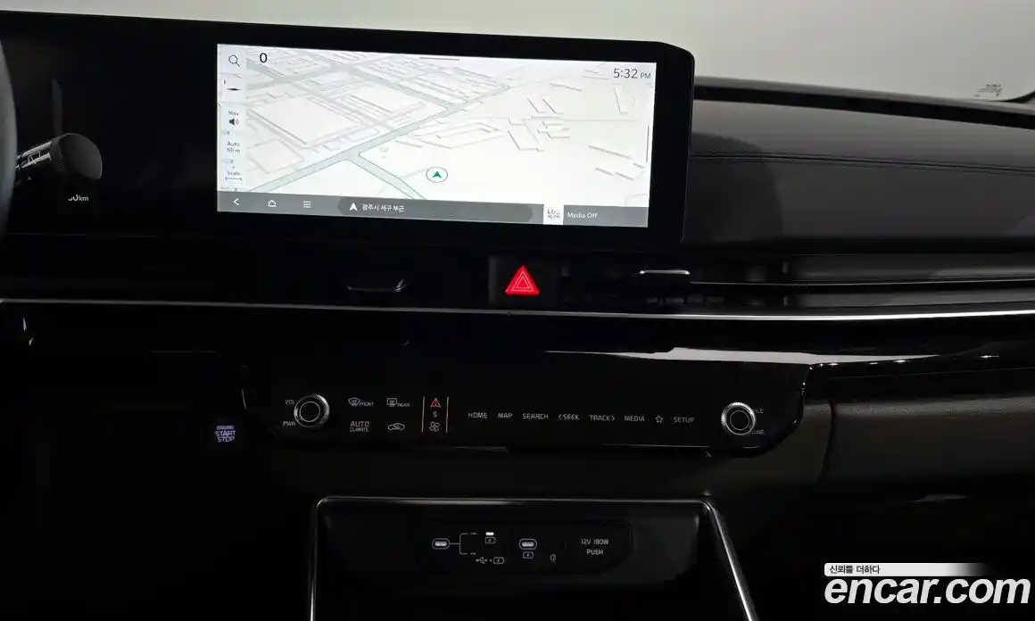 Kia Canival 2024 2.2 Автомат в Москве № 16705, фото 20