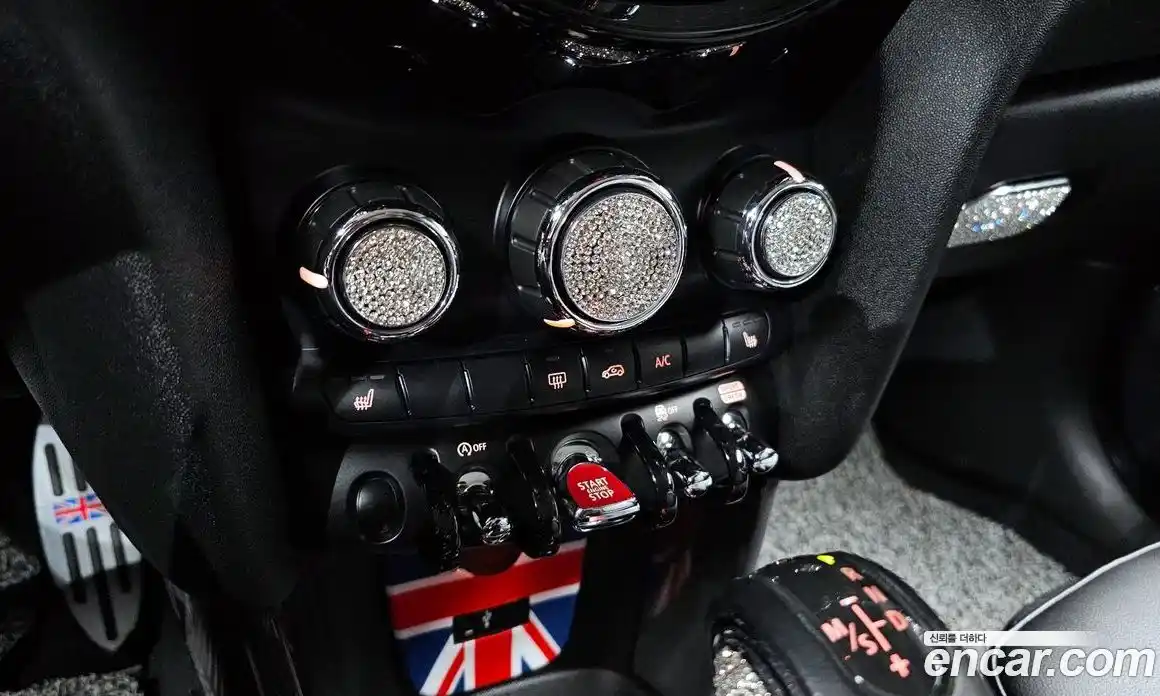 Mini Cooper 2019 1.5 Автомат в Москве № 167164, фото 18