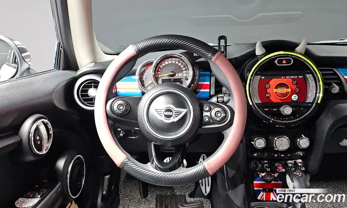 Mini Cooper 2019 1.5 Автомат в Москве № 167164, фото 19