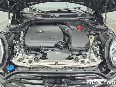 Mini Cooper Convertible 2025 2.0 Автомат в Москве № 167410, миниатюра 6