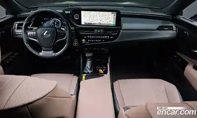 Lexus ES 2026 2.5 Автомат в Москве № 167967, миниатюра 9