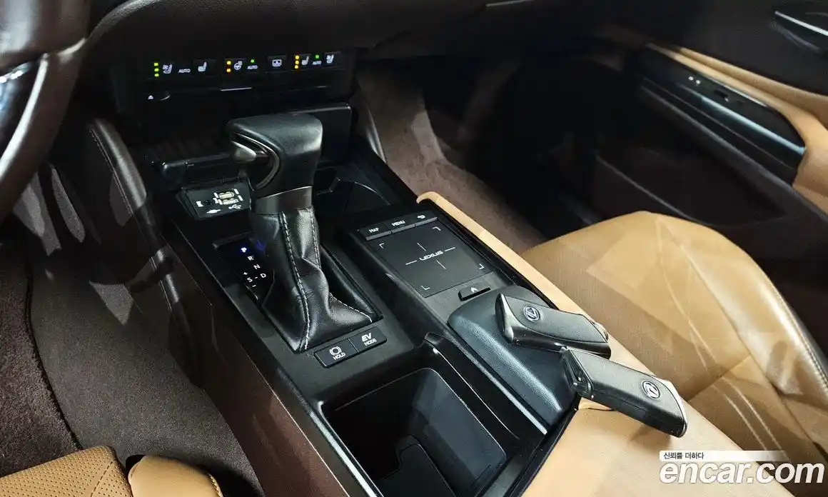 Lexus ES 2021 2.5 Автомат в Москве № 168223, фото 10