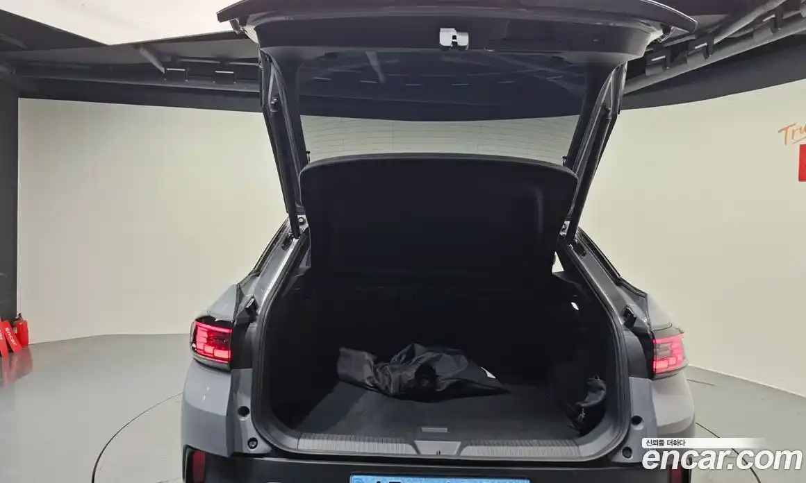 Volkswagen ID.5 2025 0.2 Автомат в Москве № 168351, фото 8