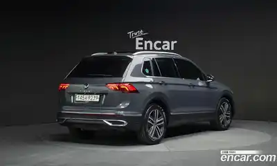 Volkswagen Tiguan 2021 2.0 Автомат в Москве № 168753, миниатюра 2