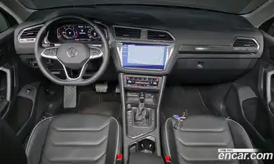 Volkswagen Tiguan 2021 2.0 Автомат в Москве № 168753, миниатюра 7
